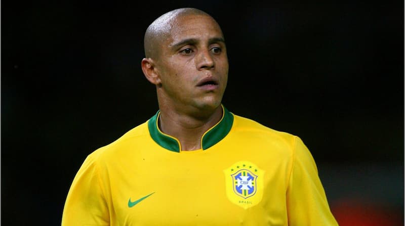 Roberto Carlos hậu vệ trái đẳng cấp của Brazil